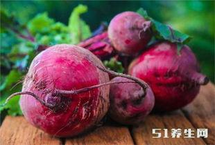 甜菜包瓜怎么吃,甜菜包瓜的多彩食法探索